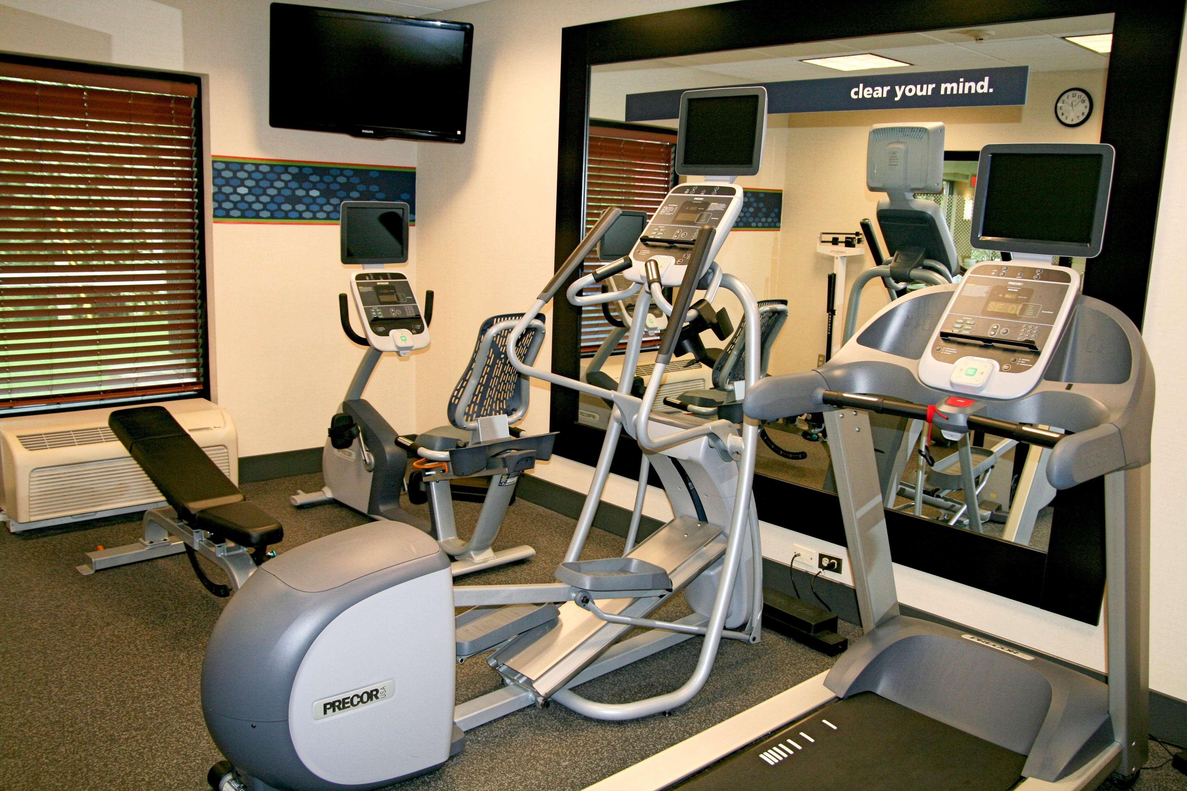 Hampton Inn Raynham-Taunton Bagian luar foto