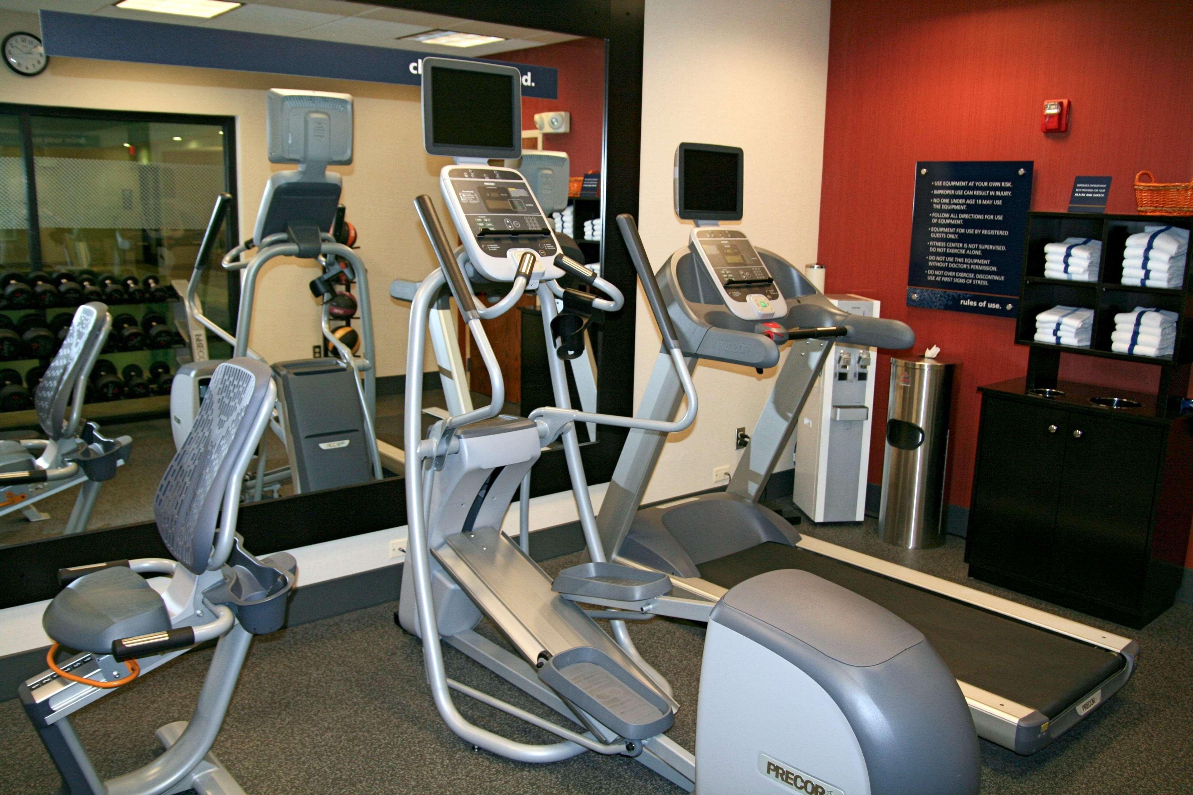 Hampton Inn Raynham-Taunton Bagian luar foto